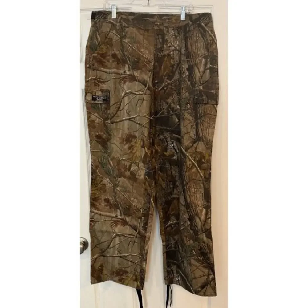 Realtree AP Camouflage Pants Mens XL Cargo Pocket Hunting Adjustable Waist‎